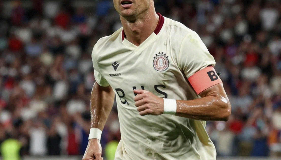 Nguyễn Xuân Son và cuộc đua nước rút tới Asian Cup 2027: Khi tuyến tấn công tuyển Việt Nam chỉ còn một chân trụ