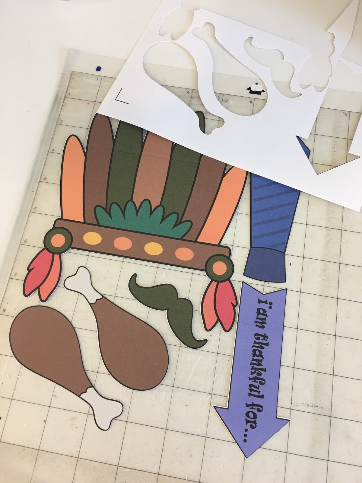 Free Printable Thanksgiving Photo Props (And How To Use Them With - Free Printable Thanksgiving Photo Props